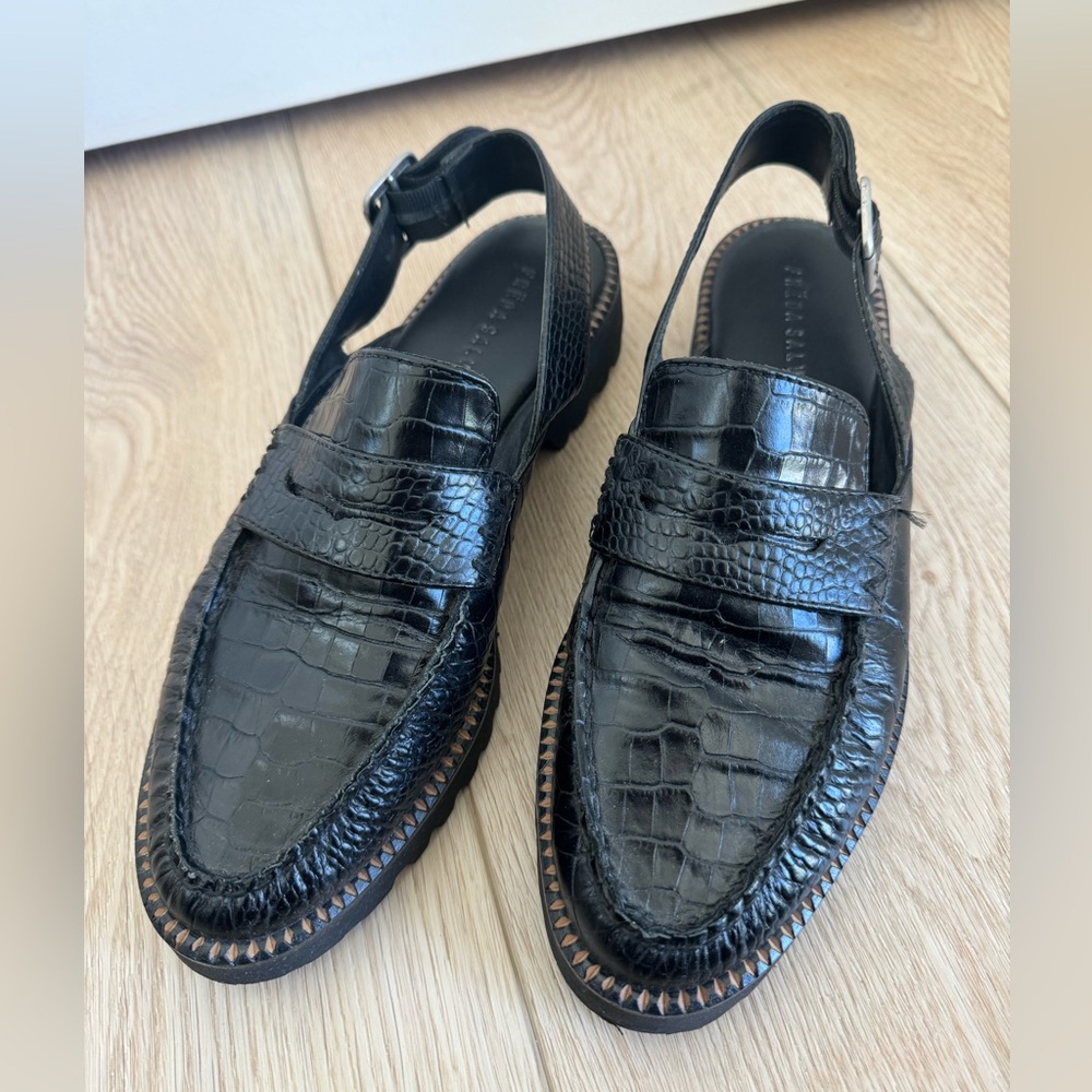 Freda Salvador Juana 8.5 lug sole sling back black croc loafers